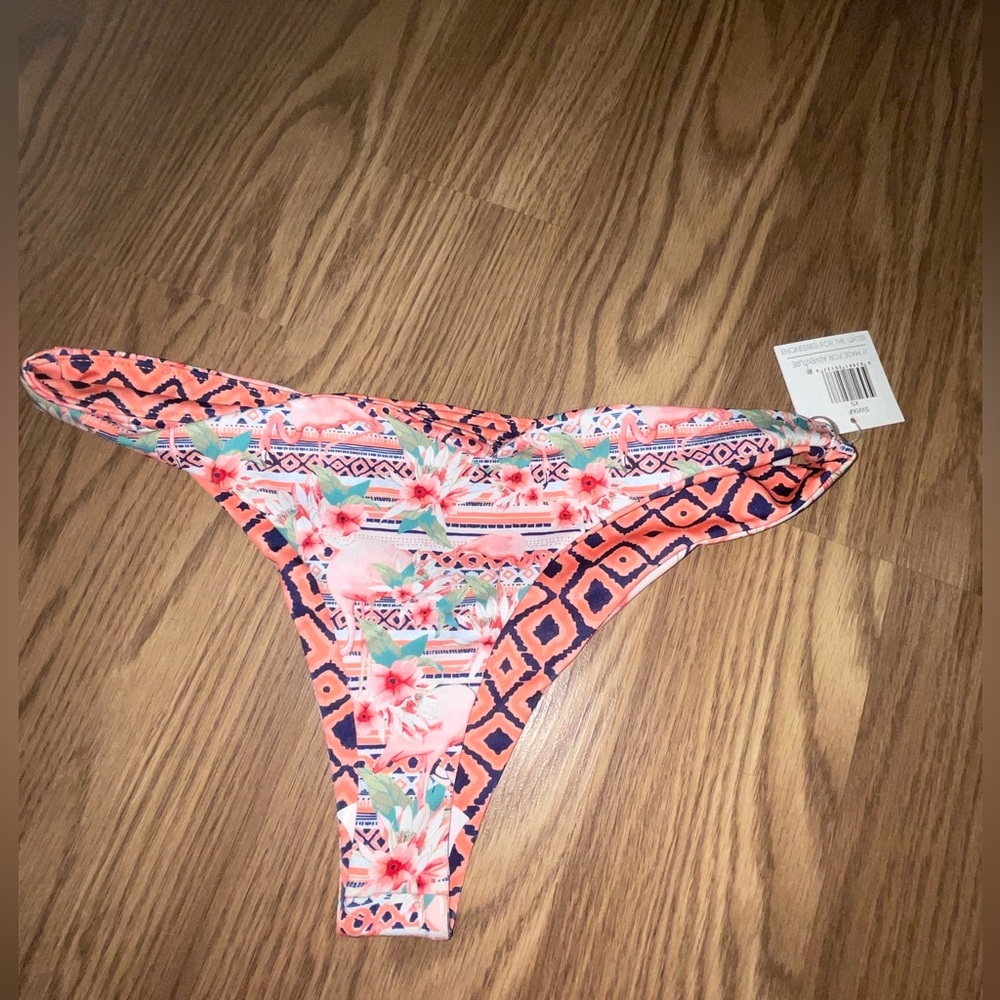 Reel Skipper Bikini size xsmall Flamingo